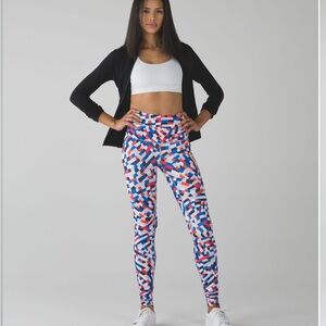 Lululemon Wunder Under Pant (Hi-Rise)
Capoeira Multi